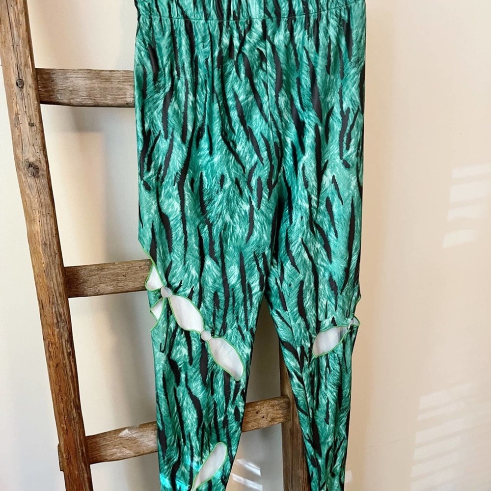NEW Free People x Kim Shui Green Stripe Cutout Leggings - Picture 7 of 16